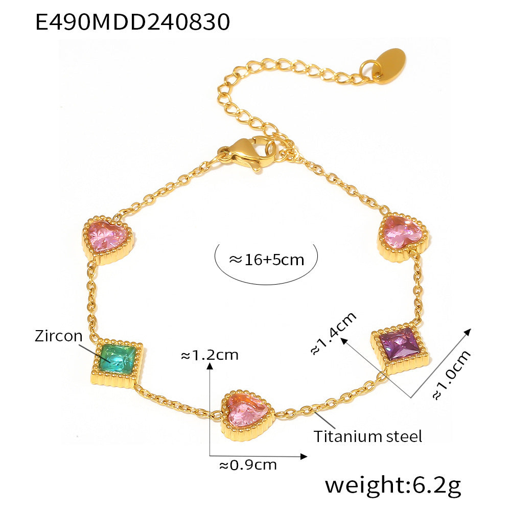B廠【E490】跨境新款金愛心方形鋯石手鍊輕奢感氣質鈦鋼PVD鍍18K真金小眾手飾 24.09-1