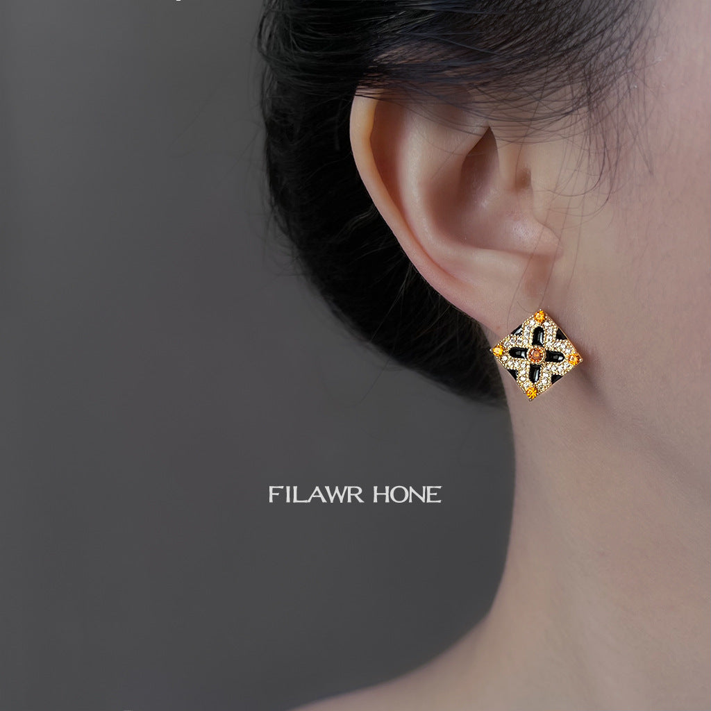 A廠【6933】原始高級感通勤幾何微鑲鋯石925銀針琺瑯滴釉新款耳飾女耳環
 25.10-3