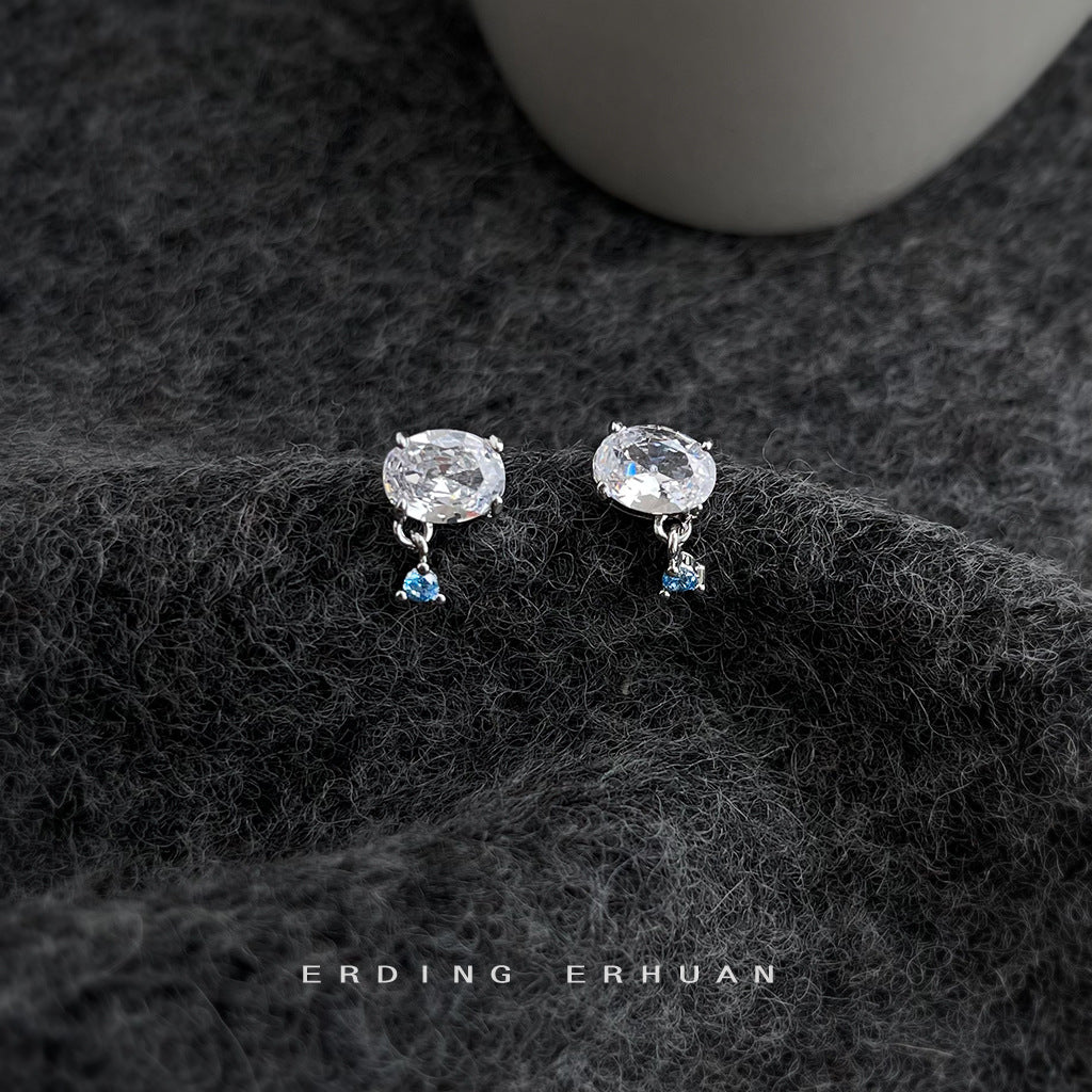 A廠【7080】小巧簡約迷你版微鑲鋯石925銀針新款通勤學生百搭耳環女
 25.11-3