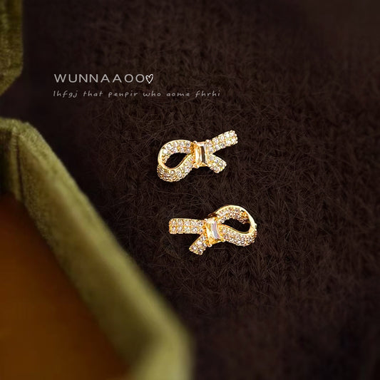 A廠【7185】微鑲鋯石925銀針鍍14K簡約個性時尚通勤高級感蝴蝶結耳環耳飾
 25.12-1