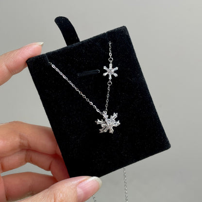 F廠【DQ0285N】簡約時尚轉轉雪花項鍊女S925純銀輕奢設計閃鑽冰晶雪花鎖骨鏈
 25.09-1