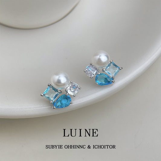 A廠【6430】原創清新甜美設計師立體幾何高級感簡約時尚百搭通勤鋯石耳環耳飾
 25.12-1