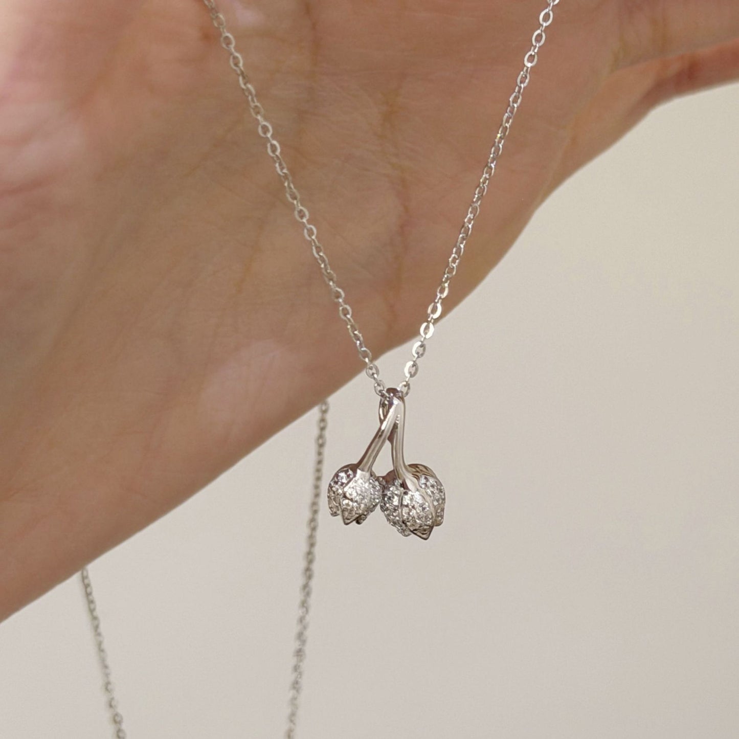 E廠【XDQ0692N】925純銀小清新鬱金香項鍊女輕奢小眾設計感鎖骨鏈通勤百搭款
 26.03-1