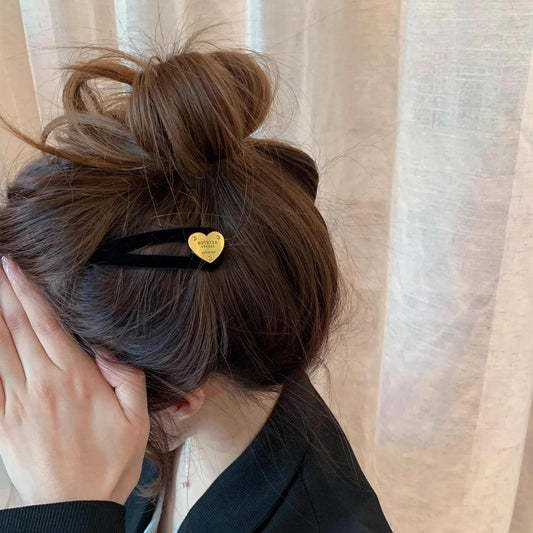 C廠【Y934】絲絨金標愛心氣質高級掰夾前額碎髮瀏海鴨嘴夾子百搭側邊夾髮飾
 25.12-3