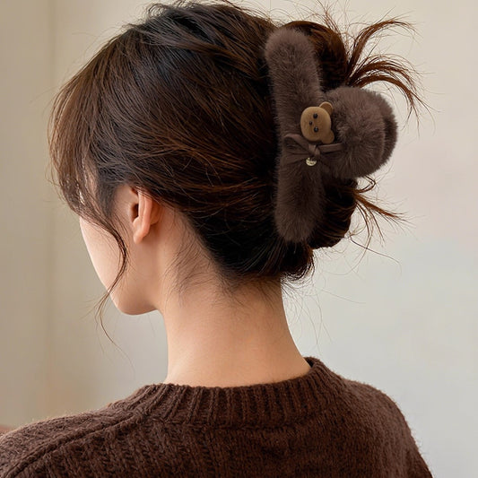 C廠【H58】可愛毛絨抓夾女小熊髮夾女秋冬後腦勺鯊魚夾髮卡大號盤髮夾子頭飾
 25.12-2「C廠-單筆結帳需滿，NT$500出貨(不含運費)」