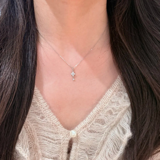 E廠【XDQ0297N】S925純銀日系精緻感四葉草鑰匙項鍊女高級感鑲鋯石氣質鎖骨鏈
 26.04-1