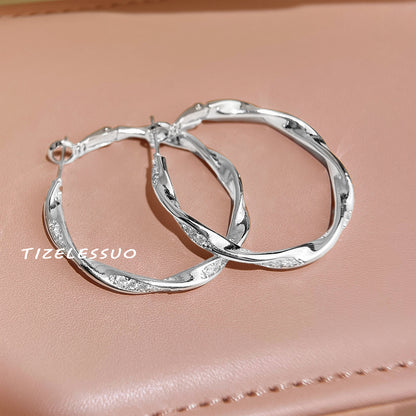 A廠【7509】美式閃鑽鋯石麻花簡約百搭圓圈耳環極簡高級感耳飾
 26.04-3