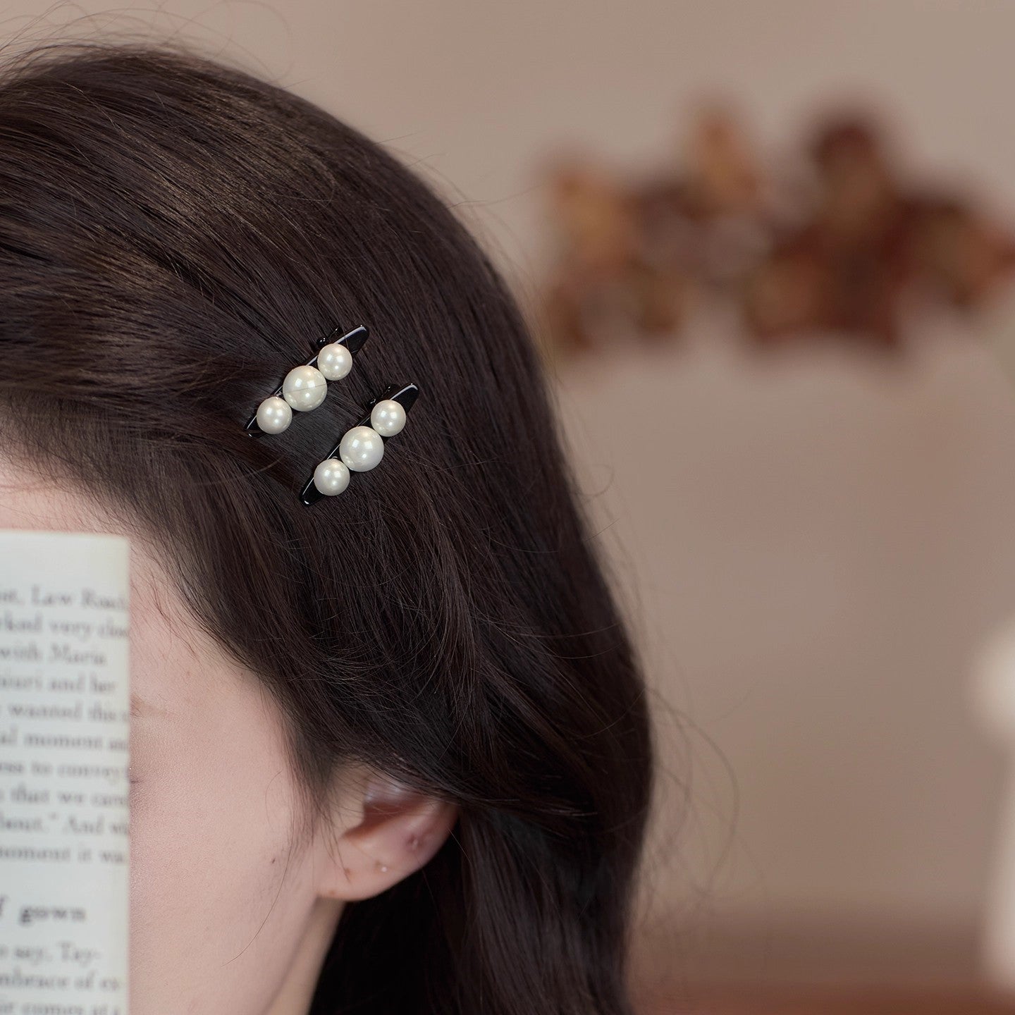 C廠【Y888】高級感輕奢珍珠鴨嘴夾迷你小號前額瀏海碎髮夾女側邊髮卡新款頭飾
 25.12-2「C廠-單筆結帳需滿，NT$500出貨(不含運費)」