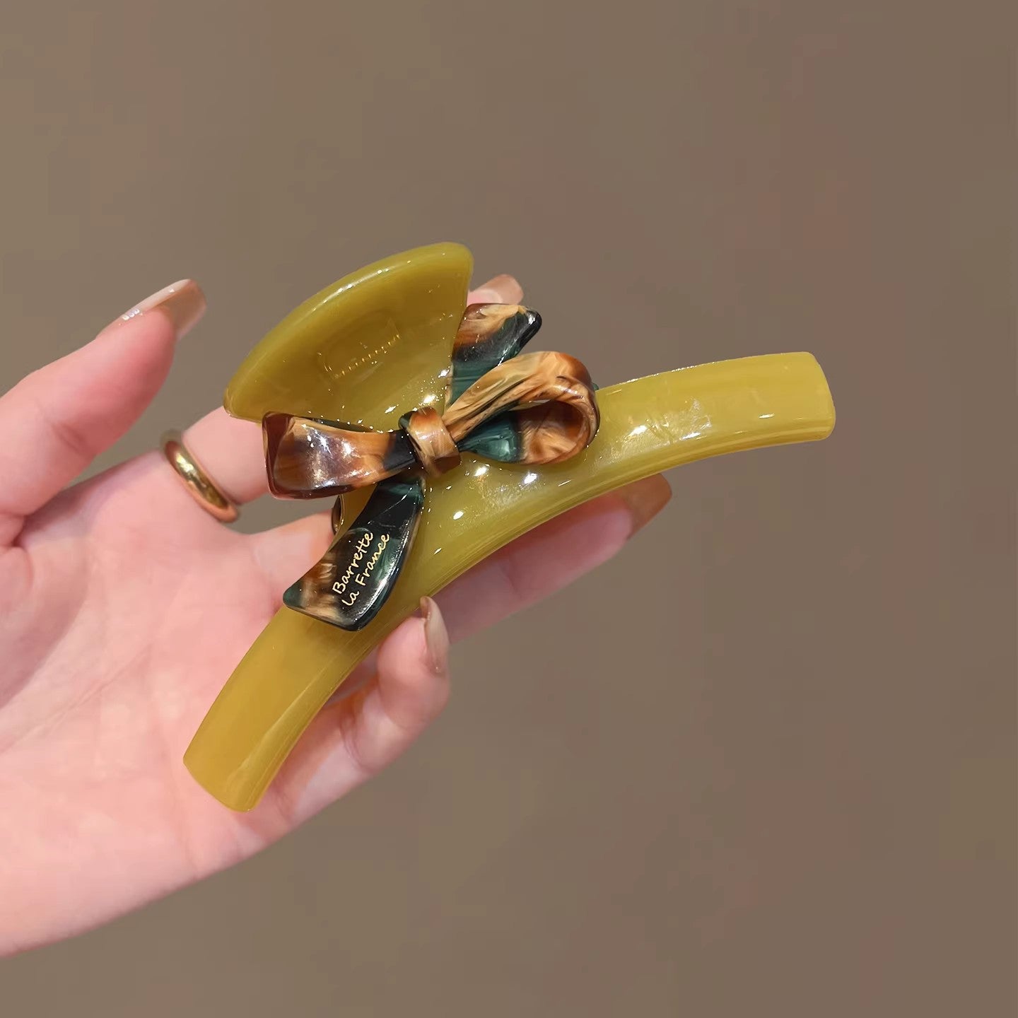 C廠【X2】高品質復古醋酸蝴蝶結抓夾2025新款高級髮夾氣質後腦勺鯊魚夾髮飾
 26.03-2