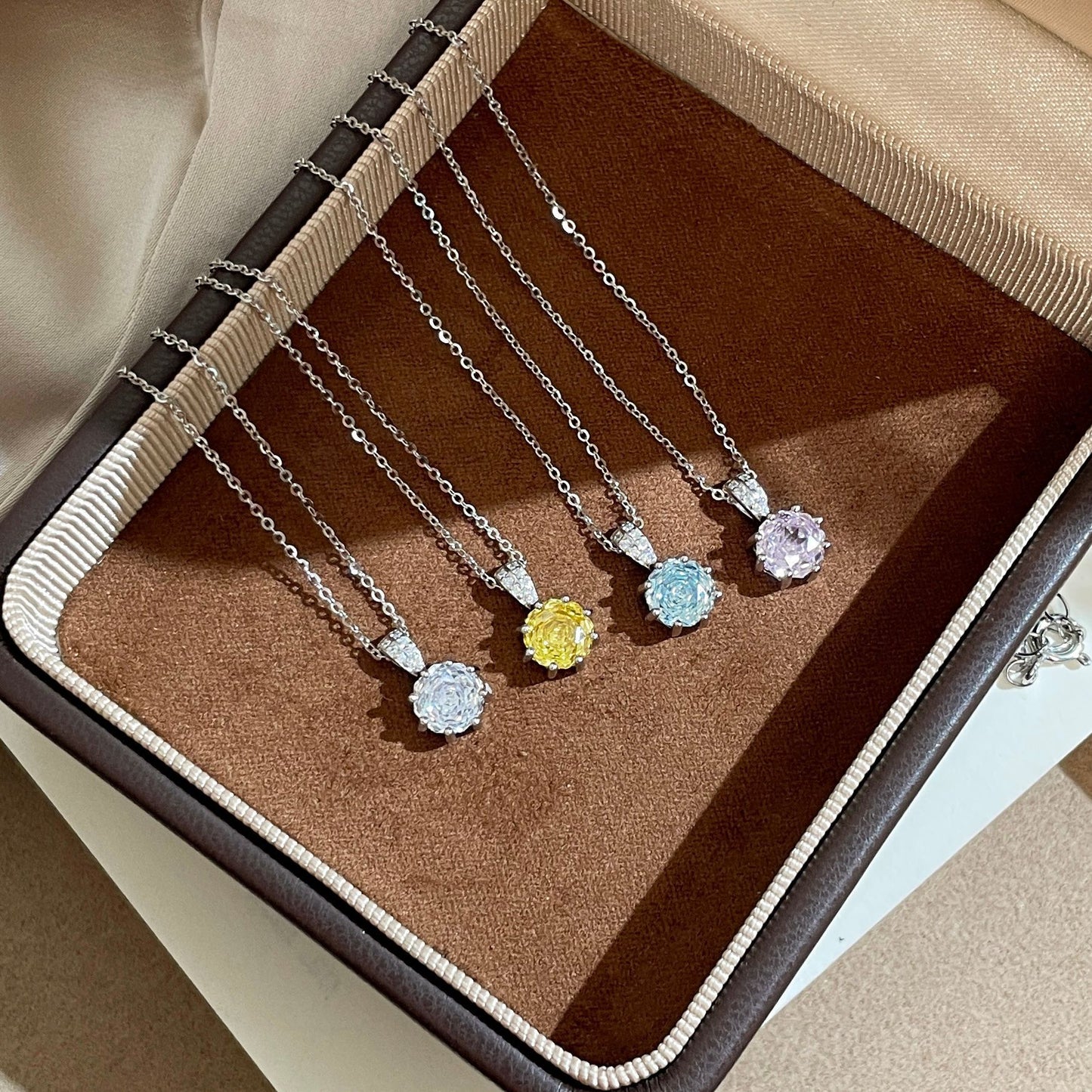 F廠【XDQ0079N】S925純銀千禧玫瑰切閃鑽項鍊女輕奢高級感鋯石單鑽精緻鎖骨鏈
 25.11-1