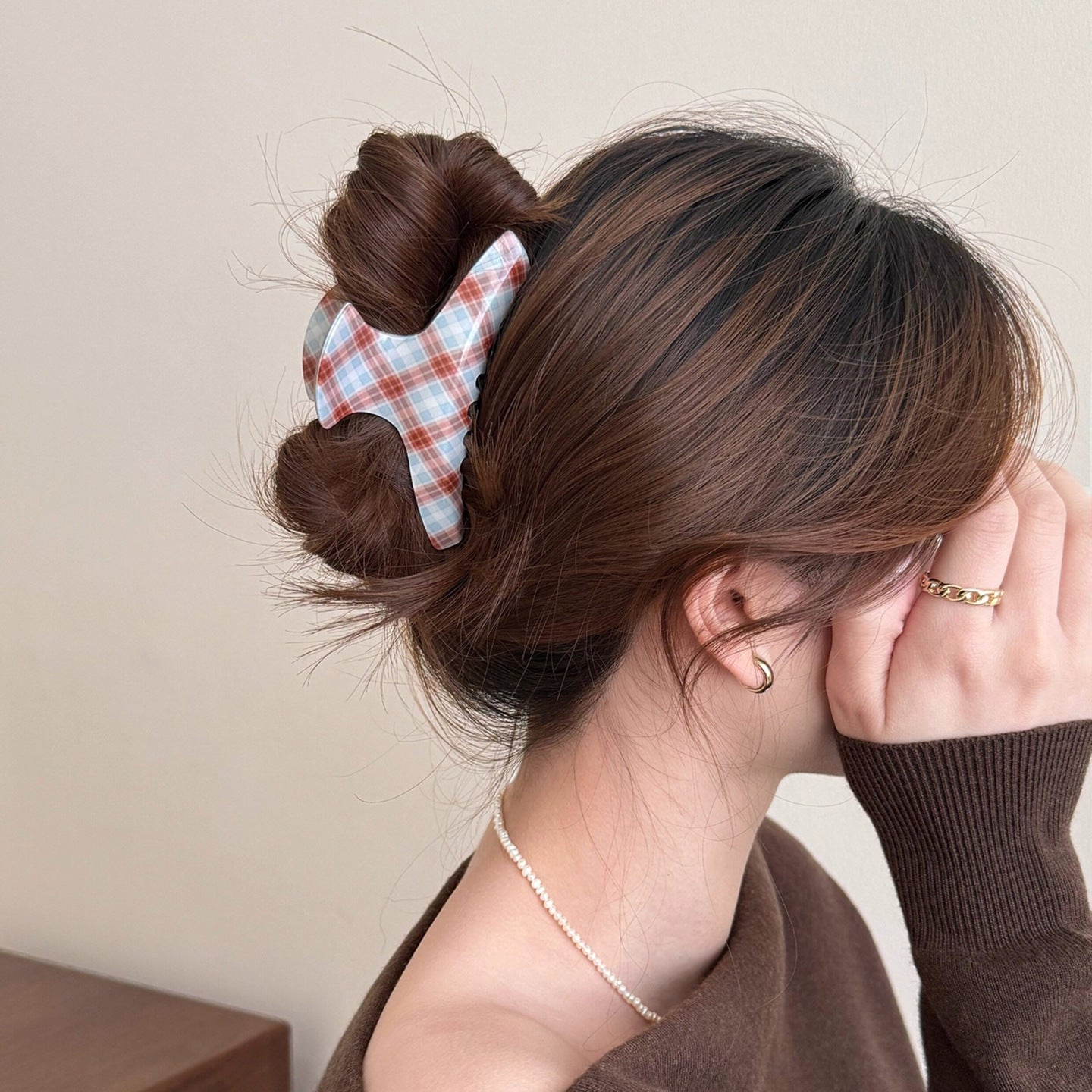 C廠【X128】簡約格紋抓夾女高級感2026新款韓系ins氣質髮夾後腦勺鯊魚夾頭飾
 26.04-3