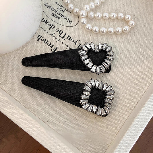 C廠【Y962】赫本愛心閃鑽髮夾女2025新款前額瀏海側邊碎髮bb夾百搭頭飾
 25.12-4「C廠-單筆結帳需滿，NT$500出貨(不含運費)」