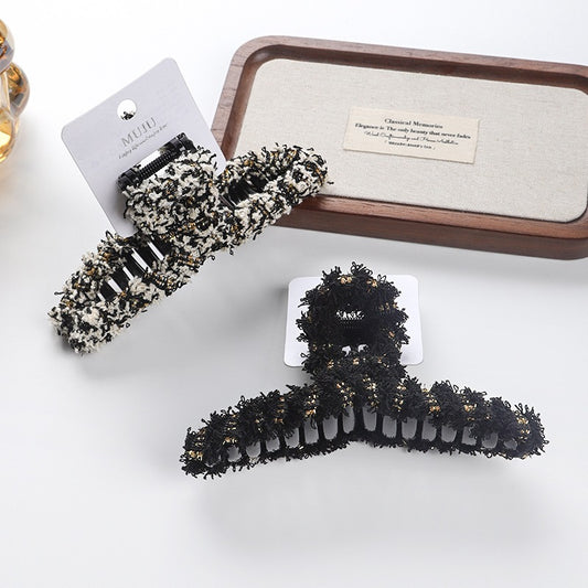 D廠【D341】小香風布藝抓夾卡裝高級感髮卡大號後腦勺鯊魚夾商超髮飾髮夾
 25.11-1「D廠-單筆結帳需滿，NT$600出貨(不含運費)」