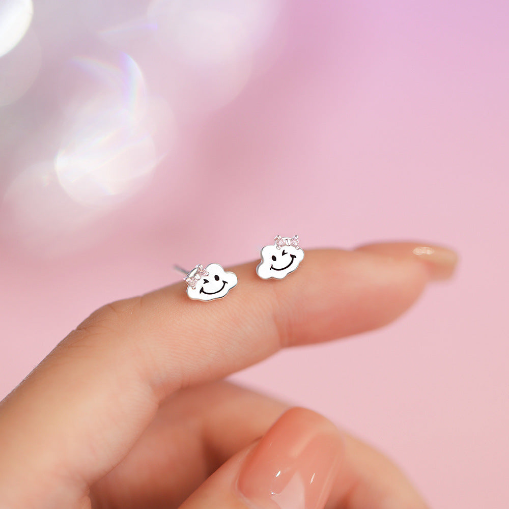 D廠【YC3703E】原創足銀S999雲朵笑臉耳環可愛卡通清新百搭甜美小眾簡約耳飾
 25.12-2