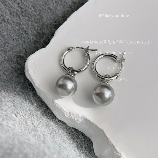 C廠【3307】冷淡風高級感爆款質感灰色珍珠耳環時尚通勤輕奢真多麻灰耳環耳環
 25.11-1