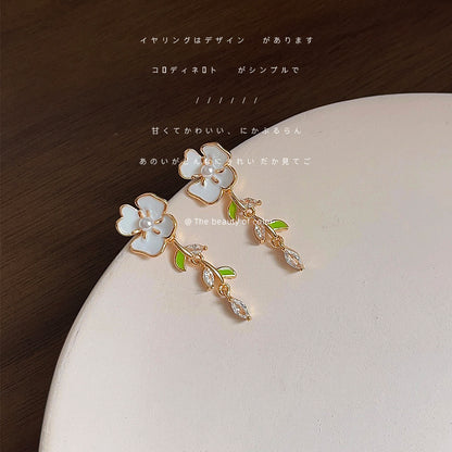 A廠【2551】春夏森系清新微鑲鋯石花朵耳環925銀針度假風滴釉樹葉甜美耳飾女
 25.11-4