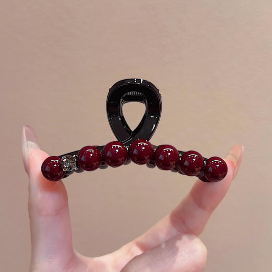 C廠【Y1043】高級感紅色珍珠抓夾女新款髮量少髮抓後腦勺洋氣鯊魚夾子新年頭飾
 26.01-1