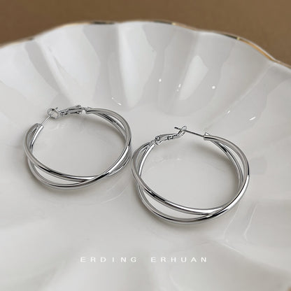 A廠【5723】時尚高級感 鍍14K旋轉幾何交叉圓形耳圈氣質誇張通勤圓圈耳環 25.03-3