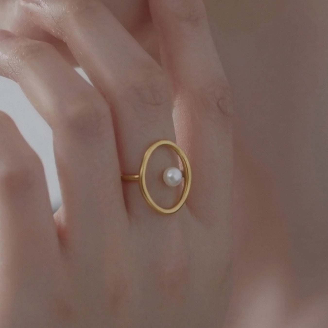 B廠【A057】歐美時尚marka戒指個性仿珍珠幾何戒指不鏽鋼鍍18k真金飾品不掉色
 26.02-1