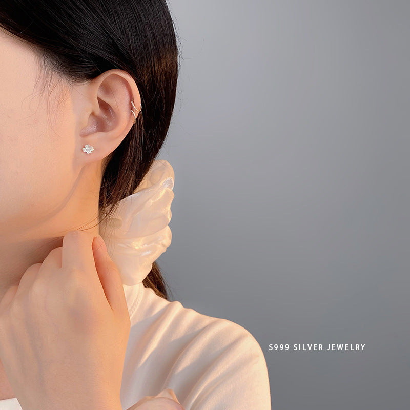 E廠【YC10207E】S999足銀甜美花朵四葉花耳環女小眾設計感個性百搭耳環 24.06-2