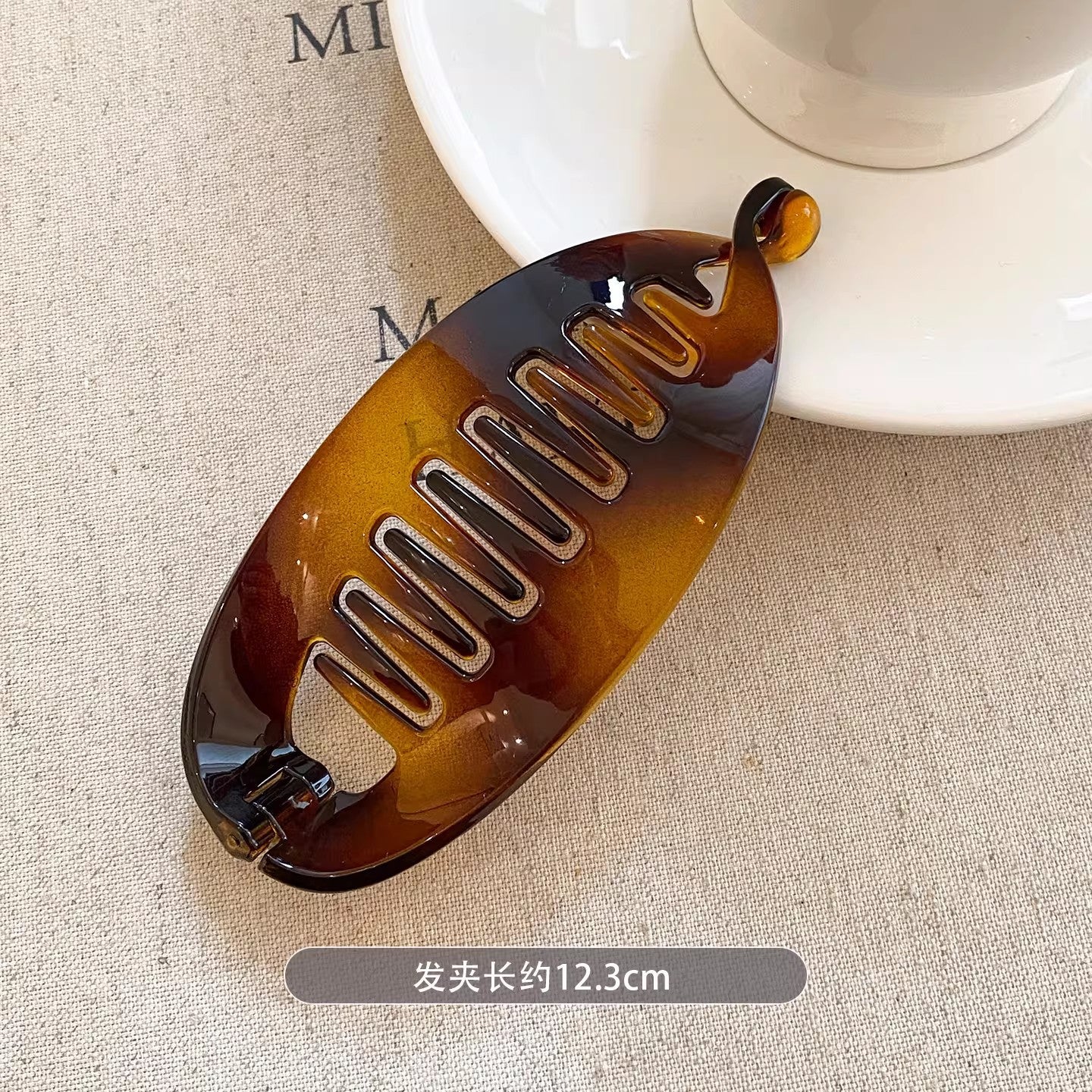 C廠【P108】簡約帶齒髮夾女2026新款香蕉夾高級感馬尾夾抓夾後腦勺豎夾扭扭夾
 26.03-3「C廠-單筆結帳需滿，NT$500出貨(不含運費)」