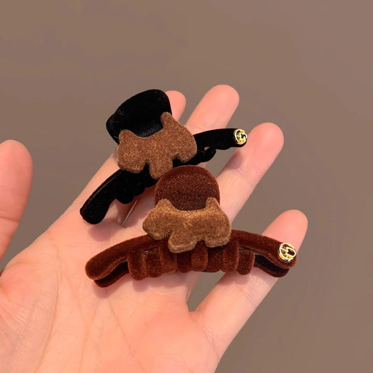 C廠【P59】植絨小狗抓夾女2025新款高級感後腦勺盤髮鯊魚夾子頭飾髮夾子頭飾
 25.12-2「C廠-單筆結帳需滿，NT$500出貨(不含運費)」