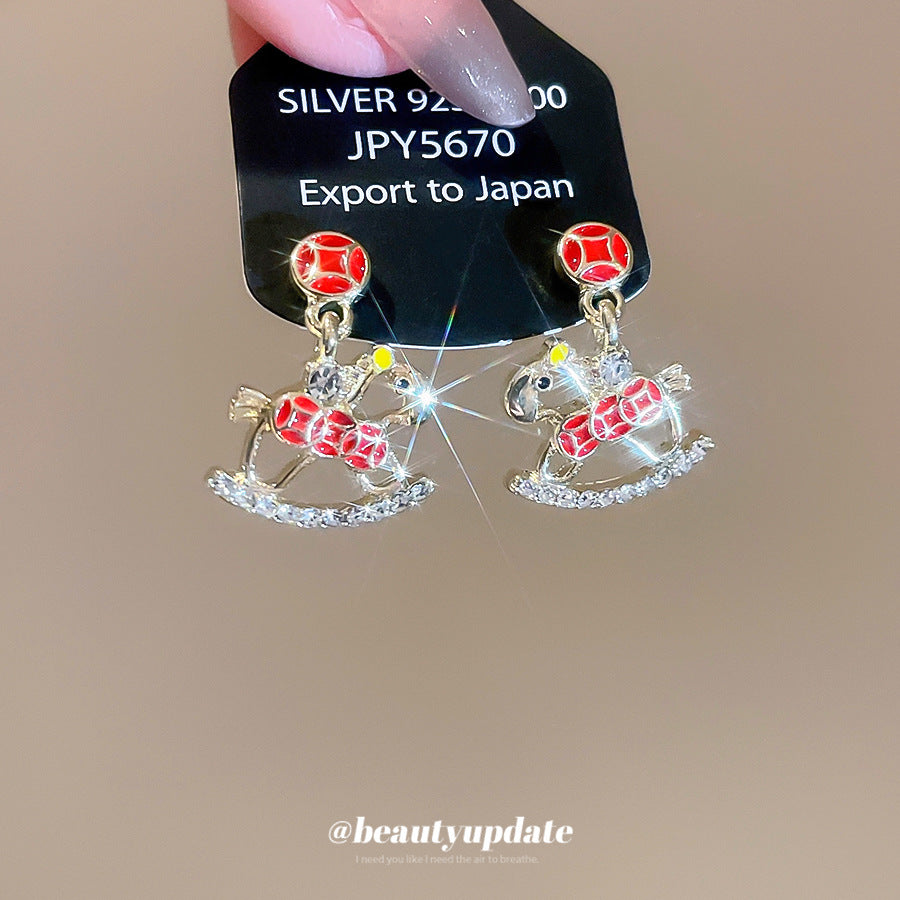 A廠【WE5161】925銀針鑲鑽滴油小馬吊墜耳環輕奢高級感新中式本命年氣質耳環耳飾女
 25.11-2