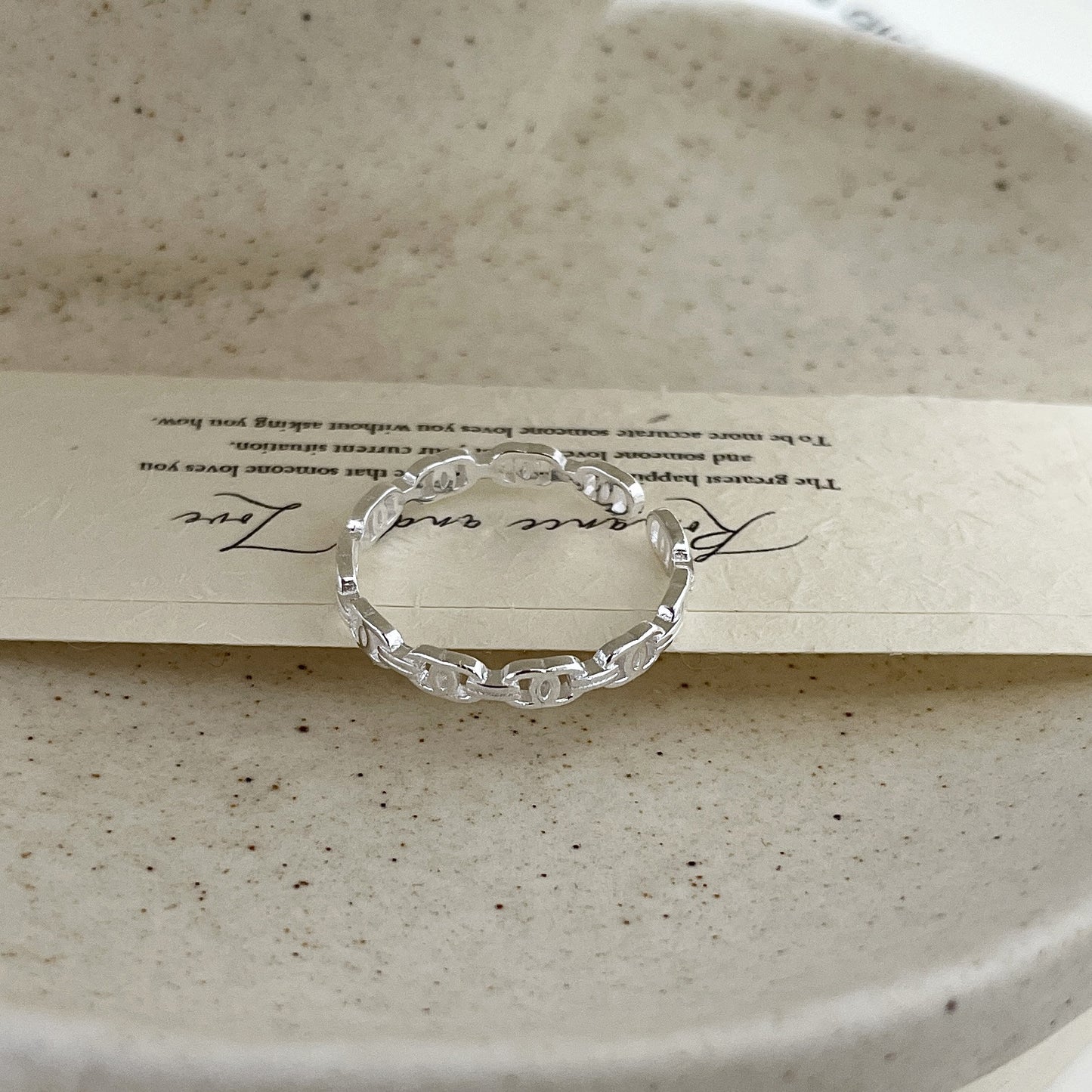 E廠【XDQ8655R】簡約ins風交叉鏤空戒指女S925純銀環環相扣時尚個性開口指環
 25.11-4