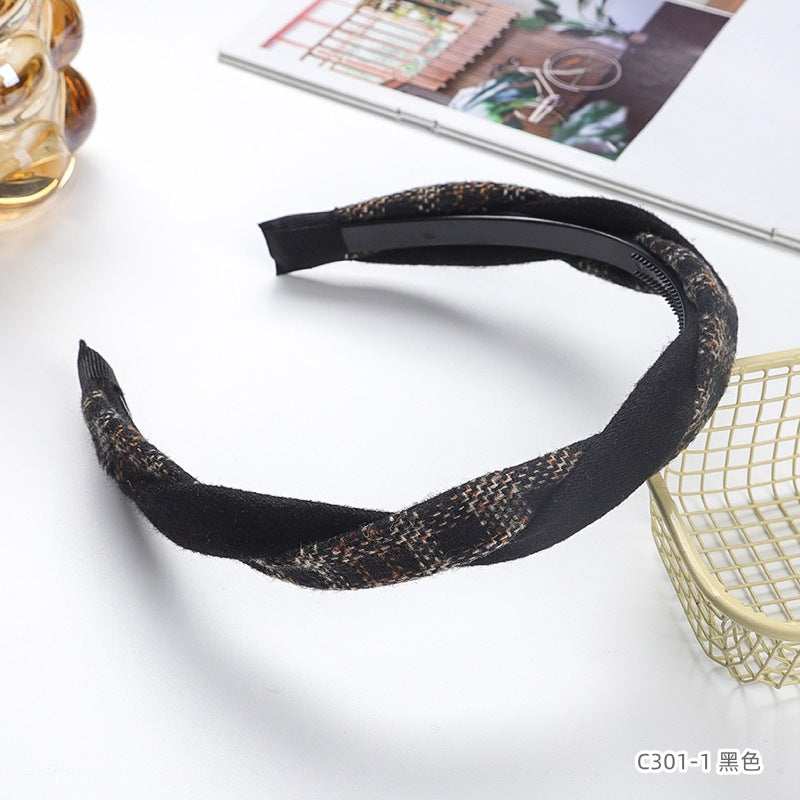 D廠【C301】復古格紋毛呢髮箍女時尚麻花拼色頭扣髮卡韓式新款髮飾高顱頂頭箍
 25.11-1「D廠-單筆結帳需滿，NT$600出貨(不含運費)」