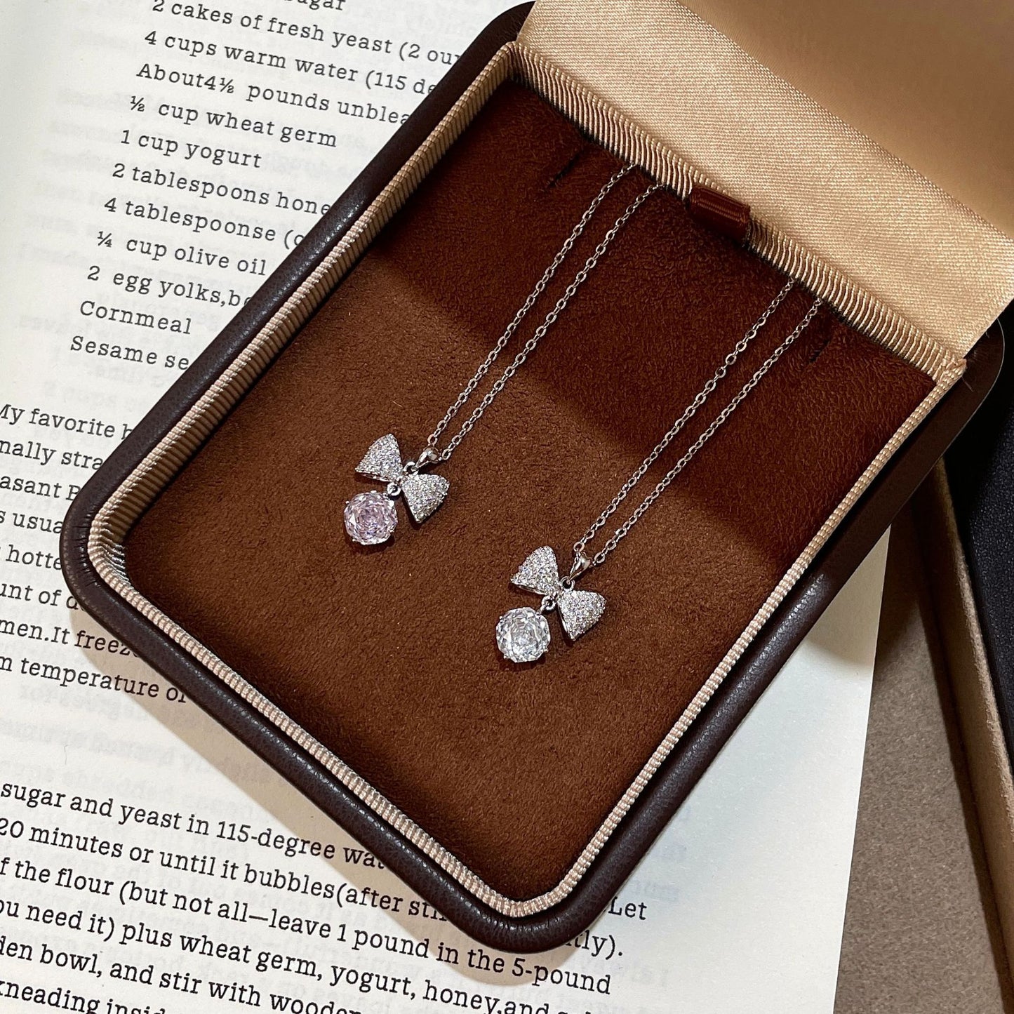 F廠【XDQ0749N】S925純銀韓系甜美蝴蝶結玫瑰切項鍊女小眾精緻閃鑽百搭鎖骨鏈
 25.11-2