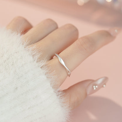 D廠【YC4353R】S999足銀簡約莫比烏斯戒指女新款清新七夕情人節禮物戒指 25.03-4