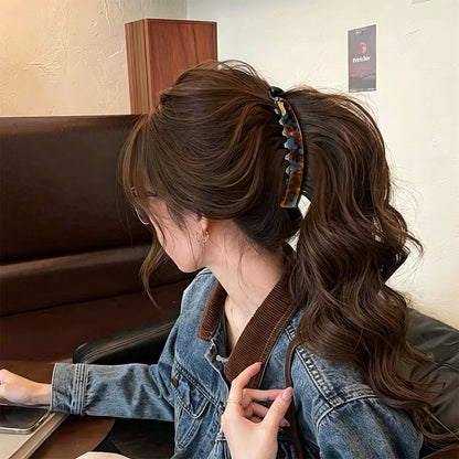C廠【X967】藍棕暈染香蕉夾扭扭夾豎夾
 26.10-1「C廠-單筆結帳需滿，NT$500出貨(不含運費)」