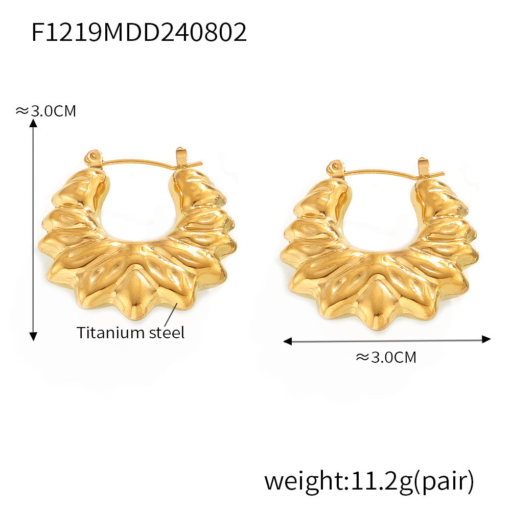 B廠【F1219】跨國歐美幾何異形空心花卉耳環復古花朵鈦鋼鍍18k金ins風潮流耳飾 24.08-2