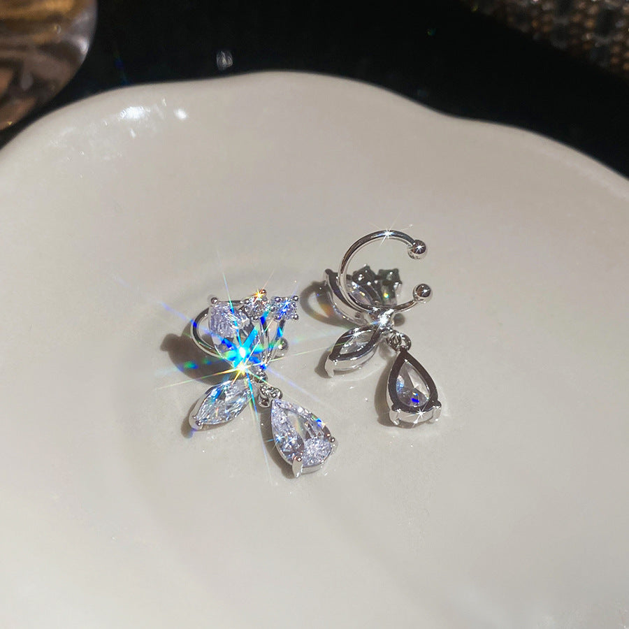 A廠【HE29206】韓系超閃鋯石水滴蝴蝶耳夾輕奢小眾無耳洞耳骨夾日常通勤耳環耳飾
 25.11-1