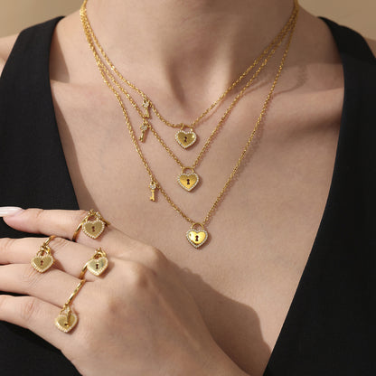 B廠【TXP299】歐美不銹鋼5A鋯石愛心鎖頭鑰匙棍吊墜鎖骨項鍊戒指飾品套裝 25.07-2