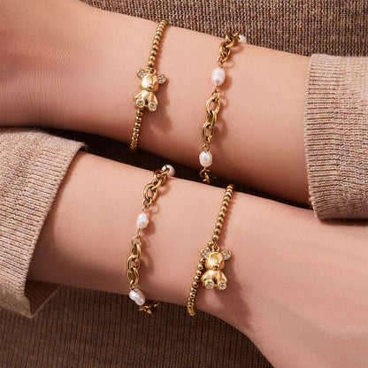 B廠【E252】歐美ins簡約時尚設計5A鋯石小熊吊墜原子手鍊不鏽鋼跨國氣質手飾
 26.03-2