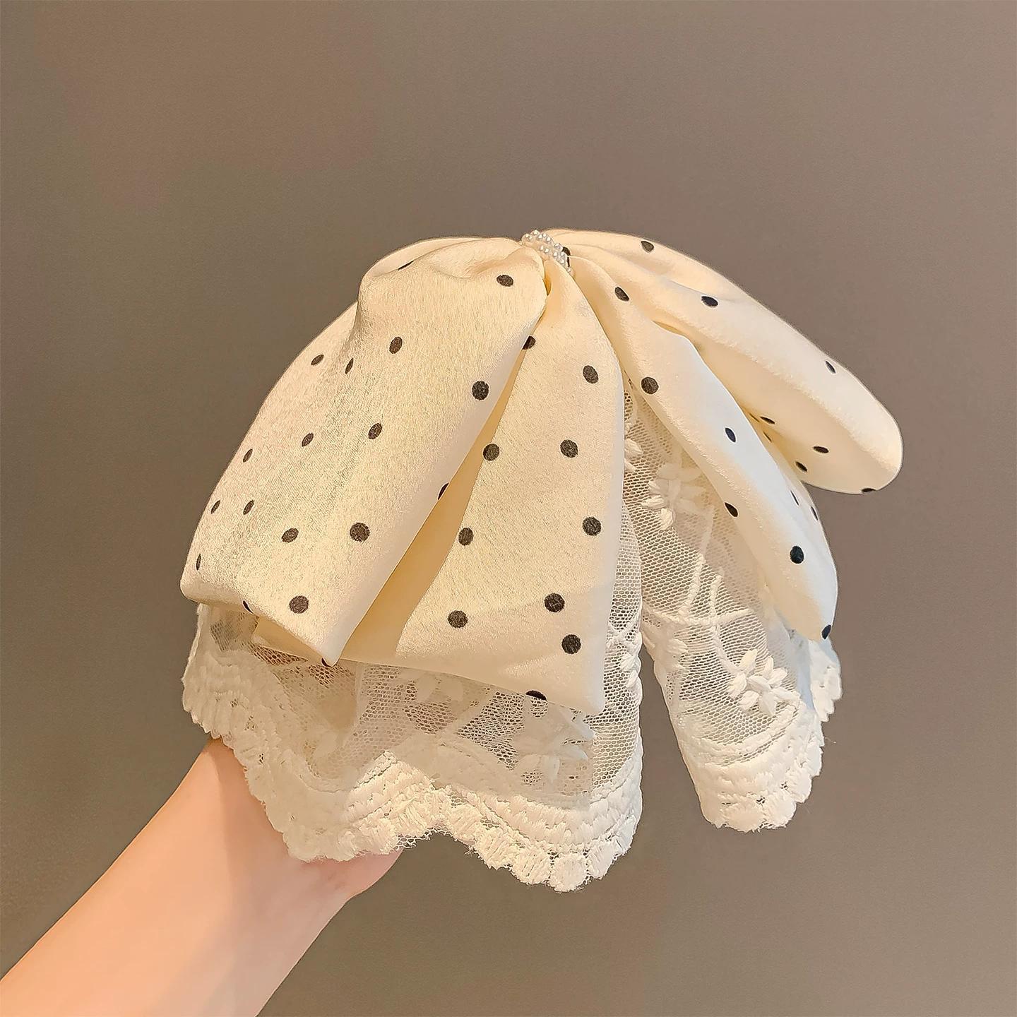 C廠【D13】法國波點緞面蕾絲蝴蝶結抓夾女高級感後腦勺盤髮鯊魚夾半紮髮髮飾
 26.05-4「C廠-單筆結帳需滿，NT$500出貨(不含運費)」