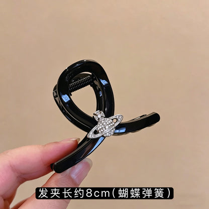 C廠【X173】黑色帶鑽星球字母抓夾中型氣質髮量少後腦勺盤髮鯊魚夾子髮夾髮飾
 26.04-4「C廠-單筆結帳需滿，NT$500出貨(不含運費)」