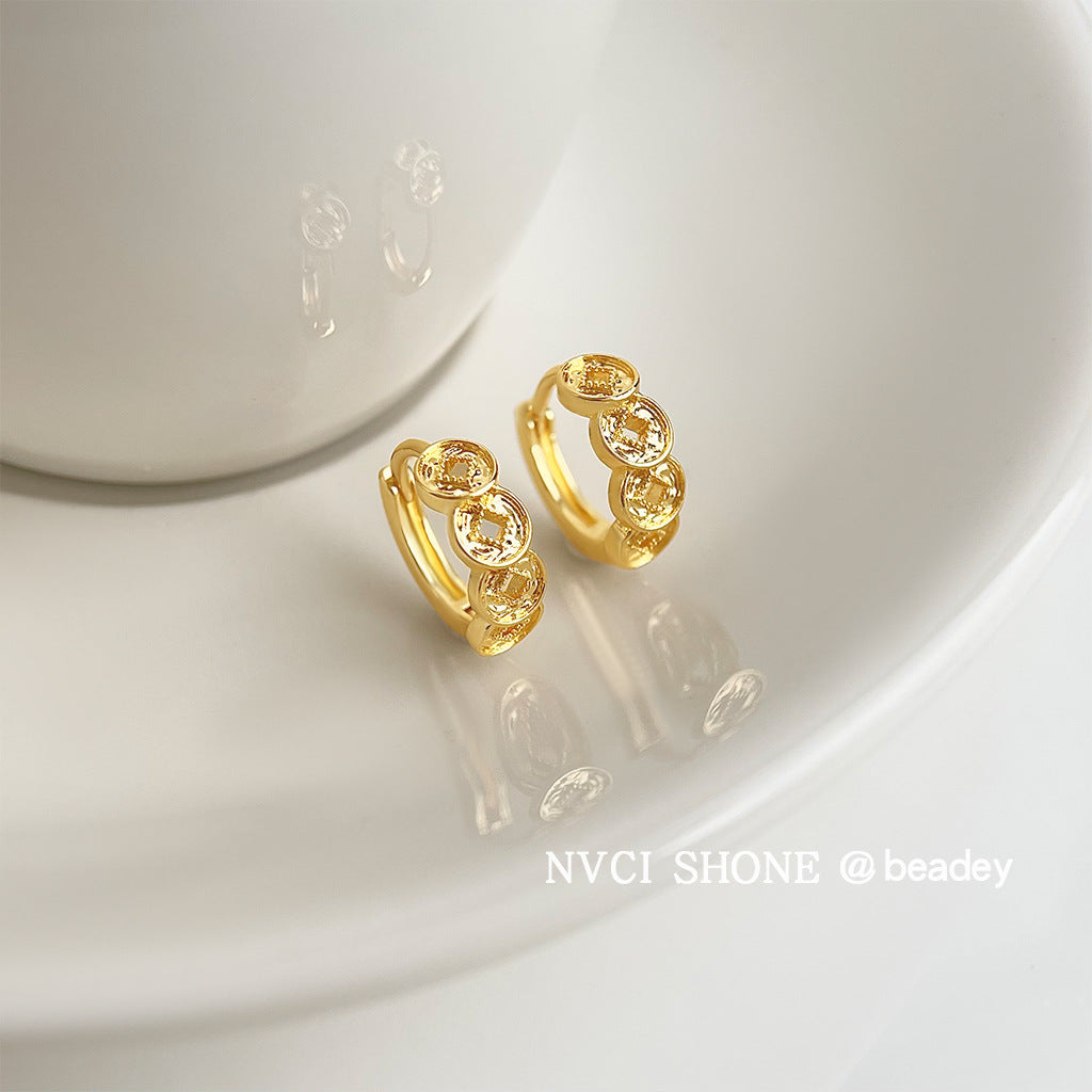 A廠【7932】【錢多多】時尚簡約個性小眾國潮新中式銅錢耳飾耳圈飾品
 26.08-1