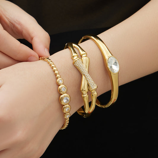 B廠【Z525】不鏽鋼超閃5A鋯石卡扣手鐲鍍18k真金歐美跨境INS時尚百搭女手環
 25.12-3