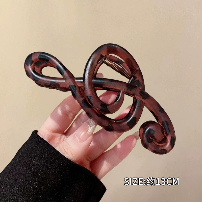 C廠【Q51】超大13cm森系碎花音符抓夾女後腦勺髮抓氣質盤髮鯊魚夾髮夾頭飾
 26.05-4「C廠-單筆結帳需滿，NT$500出貨(不含運費)」