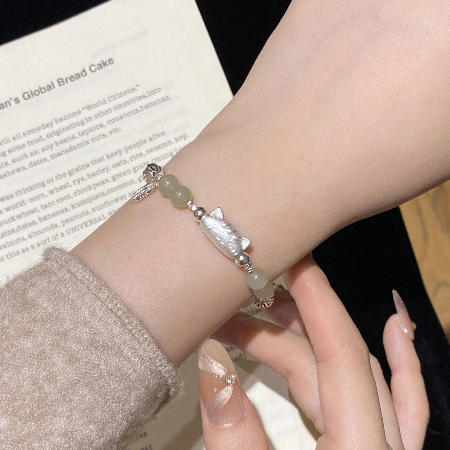 F廠【DQ0493S】S925純銀法棍貓天然與田玉手鍊S925純銀碎銀子小眾精緻手飾女
 25.10-4