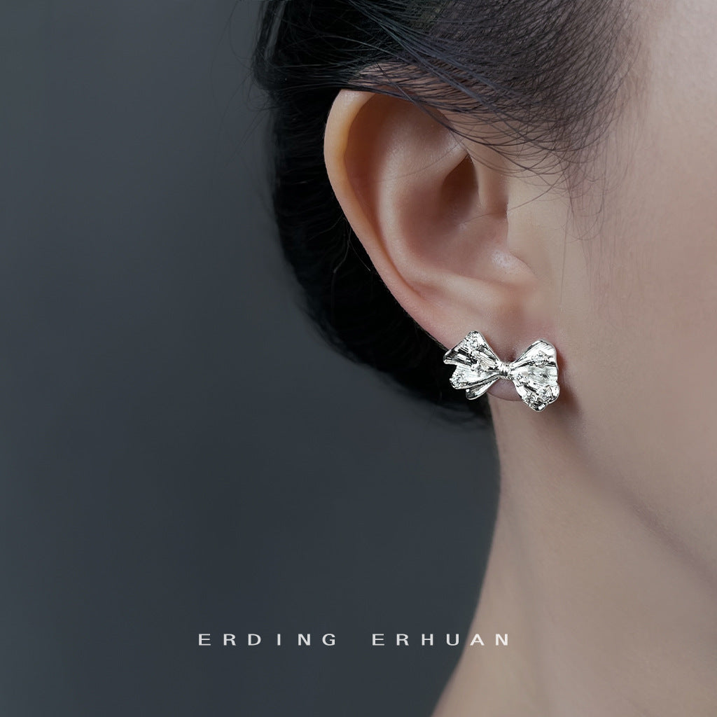 C廠【6948】褶皺感微鑲鋯石925銀針 鍍銀保色蝴蝶結耳環清新甜美簡約通勤耳飾
 25.10-4