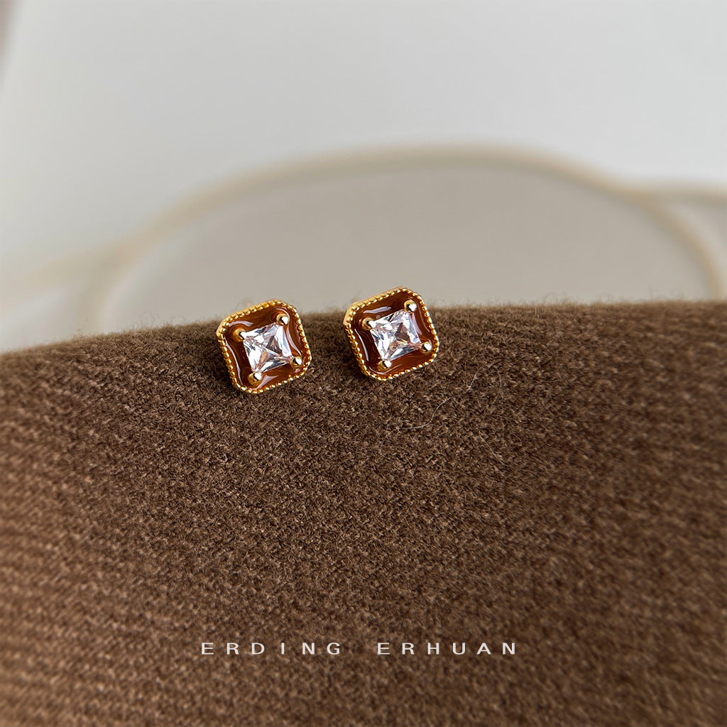 A廠【7112】迷你版~鋯石幾何方形925銀針小耳環日常通勤睡覺不用摘耳飾女
 25.11-3