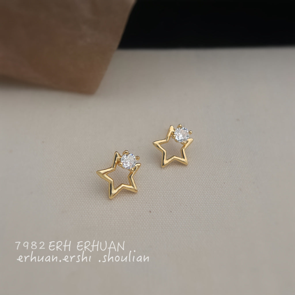 C廠【6433】時尚通勤簡約微鑲鋯石小巧迷你版鏤空五角星925銀針鍍14K耳環耳飾 25.07-4