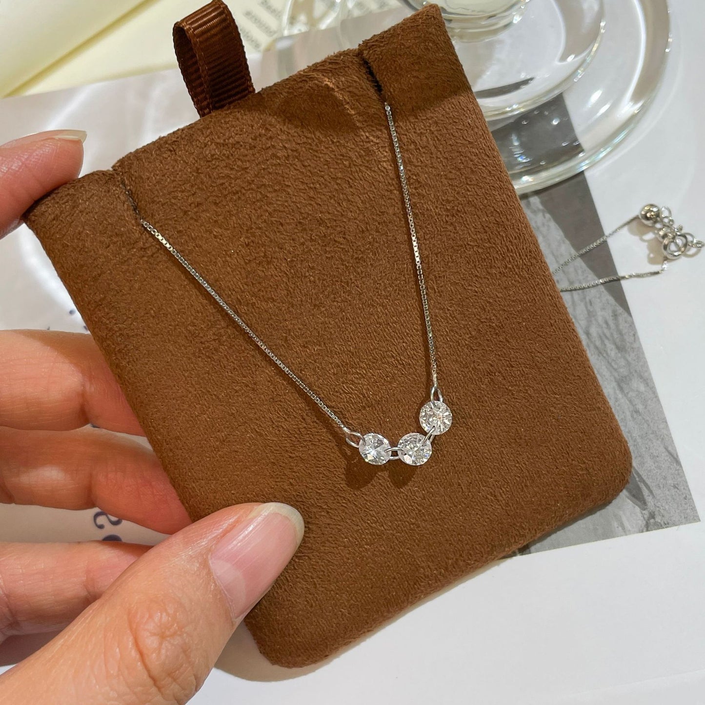 F廠【DQ0023N】S925純銀韓系精緻三鑽項鍊女小眾極簡風靈動可抽拉鎖骨鍊頸鏈
 25.10-4