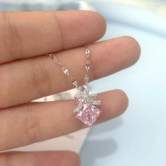 E廠【XDQ0880N】S925純銀輕奢蝴蝶結方鑽項鍊女高級感冰花切粉鋯甜美鎖骨鏈潮
 26.05-3