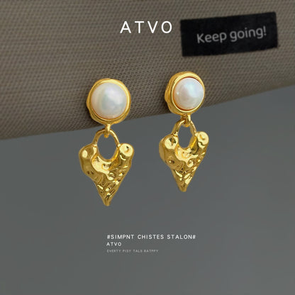 A廠 【4929】淡水珍珠肌理感鍍18K熔岩金屬愛心珍珠飾品法式復古耳環耳環
 26.03-3