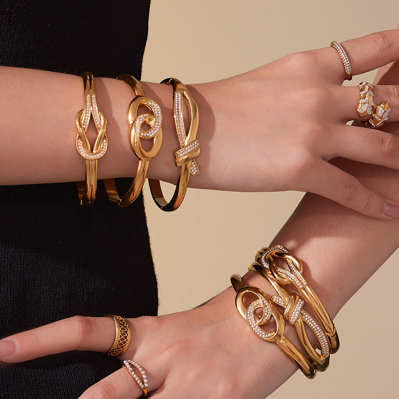 B廠【Z509】不鏽鋼滿鑽鋯石雙環卡扣手鐲歐美時尚簡約個性設計氣質手飾
 25.10-5