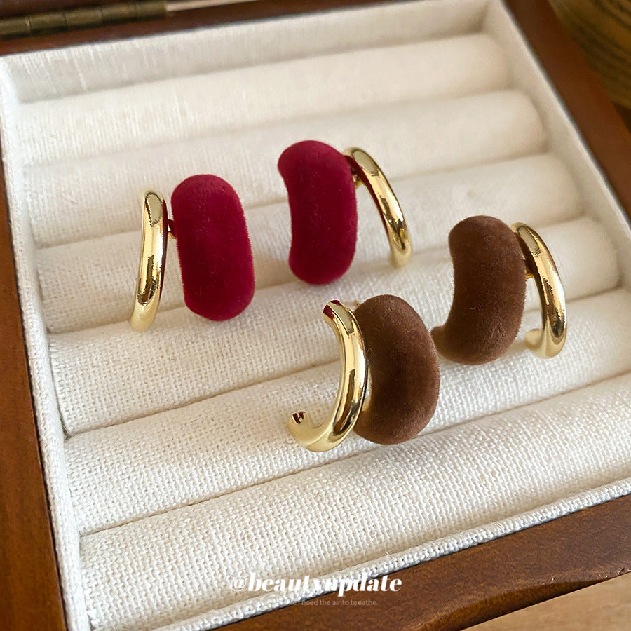 A廠【HE29252】925銀針植絨C型耳環秋冬輕奢高級感耳環2025新款時尚日常百搭耳飾女
 25.11-2